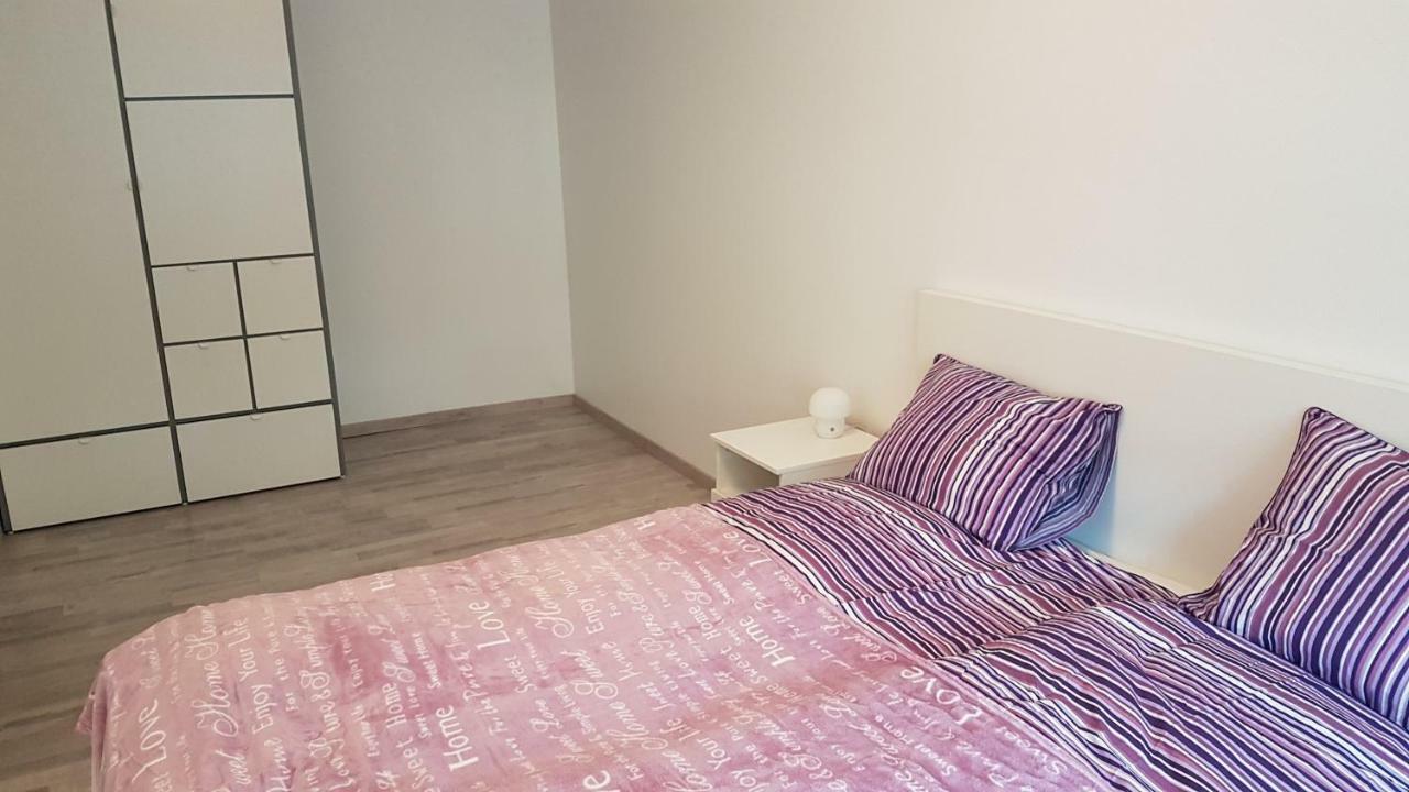 J&E Neries Apartment คอนัส ภายนอก รูปภาพ